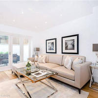 Flat in United Kingdom, England, London, 92 sq.m.