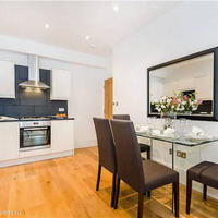 Flat in United Kingdom, England, London, 92 sq.m.