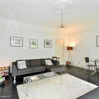 Flat in United Kingdom, England, London, 130 sq.m.