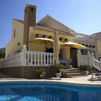 House in Spain, Comunitat Valenciana, Alicante, 170 sq.m.