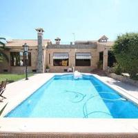 House in Spain, Comunitat Valenciana, Alicante, 400 sq.m.