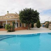 House in Spain, Comunitat Valenciana, Alicante, 400 sq.m.