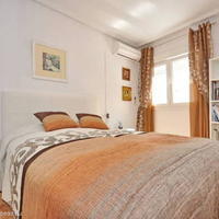 Townhouse in the city center in Spain, Comunitat Valenciana, Alicante, 56 sq.m.