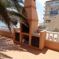 House at the first line of the sea / lake in Spain, Comunitat Valenciana, Alicante, 150 sq.m.