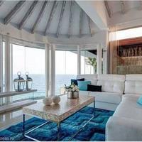 House at the first line of the sea / lake in Spain, Comunitat Valenciana, Alicante, 400 sq.m.