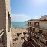 Flat at the first line of the sea / lake in Spain, Comunitat Valenciana, Alicante, 65 sq.m.