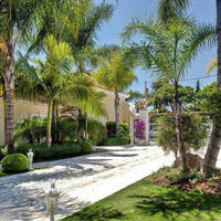 Villa at the first line of the sea / lake in Spain, Andalucia, 1540 sq.m.