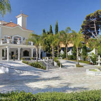 Villa at the first line of the sea / lake in Spain, Andalucia, 1540 sq.m.