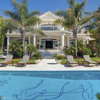 Villa at the first line of the sea / lake in Spain, Andalucia, 1540 sq.m.