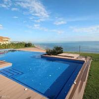 Villa at the first line of the sea / lake in Spain, Comunitat Valenciana, Alicante, 500 sq.m.