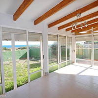 Townhouse at the first line of the sea / lake in Spain, Comunitat Valenciana, Alicante, 180 sq.m.