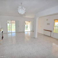 Townhouse at the first line of the sea / lake in Spain, Comunitat Valenciana, Alicante, 180 sq.m.