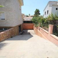 Villa at the second line of the sea / lake in Spain, Comunitat Valenciana, Alicante, 380 sq.m.