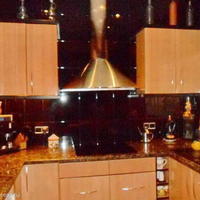 Квартира на второй линии моря/озера, в центре города в Испании, Каталония, Багур, 90 кв.м.