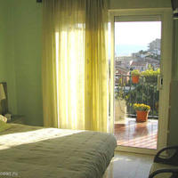 Апартаменты на первой линии моря/озера в Испании, Каталония, Багур, 90 кв.м.