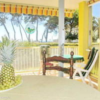 Квартира на первой линии моря/озера в Испании, Каталония, Багур, 50 кв.м.