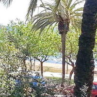 Апартаменты на первой линии моря/озера в Испании, Каталония, Багур, 85 кв.м.