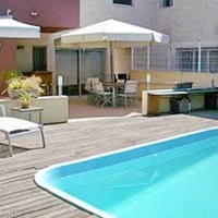 Дом в центре города в Испании, Каталония, Багур, 220 кв.м.