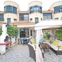 Townhouse at the first line of the sea / lake in Spain, Comunitat Valenciana, Alicante, 200 sq.m.