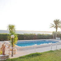 Вилла на первой линии моря/озера в Испании, Валенсия, Аликанте, 1200 кв.м.