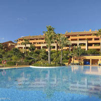 Flat at the second line of the sea / lake, in the city center in Spain, Andalucia, 325 sq.m.