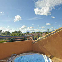 Flat at the second line of the sea / lake, in the city center in Spain, Andalucia, 325 sq.m.