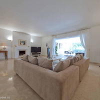 Flat in the city center in Spain, Andalucia, 282 sq.m.