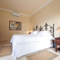 Villa in Spain, Andalucia, 491 sq.m.