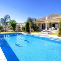 Villa in Spain, Andalucia, 862 sq.m.