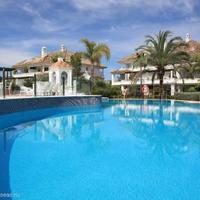 Flat in the city center in Spain, Andalucia, 363 sq.m.