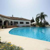 Дом в Испании, Андалусия, 835 кв.м.