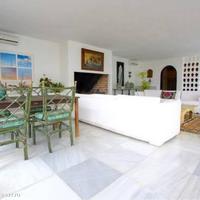 Вилла на первой линии моря/озера в Испании, Андалусия, 700 кв.м.