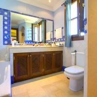 Вилла в Испании, Андалусия, 566 кв.м.