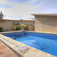 Villa in Spain, Andalucia, 427 sq.m.