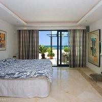 Apartment at the first line of the sea / lake in Spain, Andalucia, 337 sq.m.