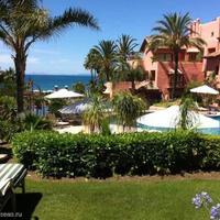 Apartment at the first line of the sea / lake in Spain, Andalucia, 128 sq.m.