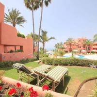 Apartment at the first line of the sea / lake in Spain, Andalucia, 128 sq.m.