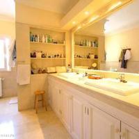 Villa in Spain, Andalucia, 590 sq.m.