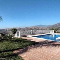 Villa in Spain, Andalucia, 266 sq.m.