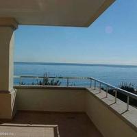 Flat at the first line of the sea / lake in Spain, Andalucia, 166 sq.m.