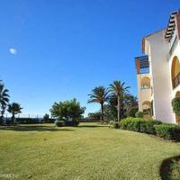 Apartment at the first line of the sea / lake in Spain, Andalucia, 67 sq.m.
