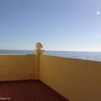 Дом на первой линии моря/озера в Испании, Андалусия, 220 кв.м.