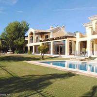 Дом в Испании, Андалусия, 1136 кв.м.