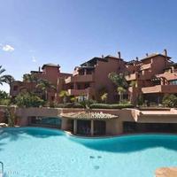 Apartment at the first line of the sea / lake in Spain, Andalucia, 225 sq.m.