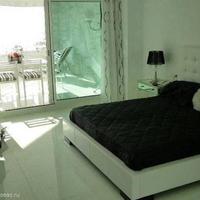 Апартаменты на первой линии моря/озера в Испании, Андалусия, 200 кв.м.