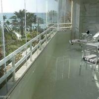 Апартаменты на первой линии моря/озера в Испании, Андалусия, 200 кв.м.