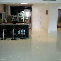 Апартаменты на первой линии моря/озера в Испании, Андалусия, 200 кв.м.