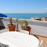 Апартаменты на первой линии моря/озера в Испании, Андалусия, 219 кв.м.