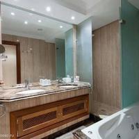 Апартаменты на первой линии моря/озера в Испании, Андалусия, 181 кв.м.