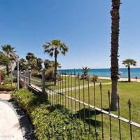 Апартаменты на первой линии моря/озера в Испании, Андалусия, 181 кв.м.